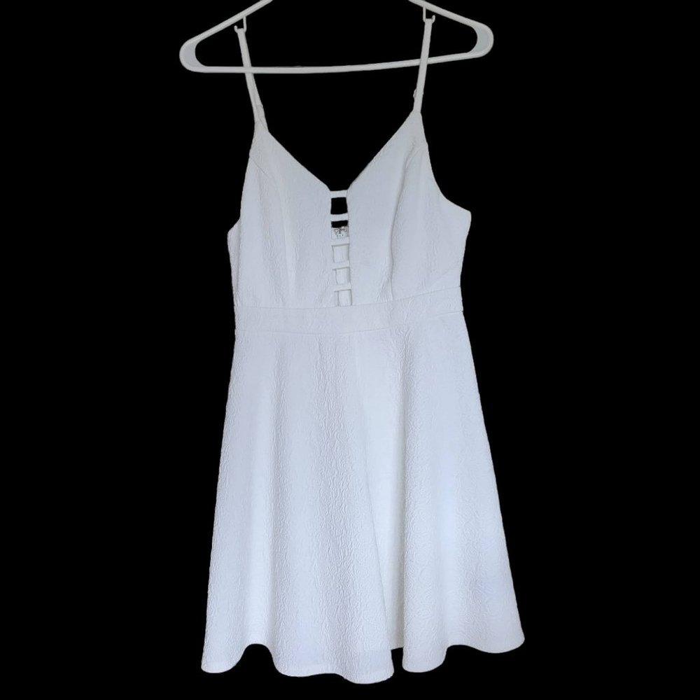 Three Pink Hearts White Dress Juniors Medium